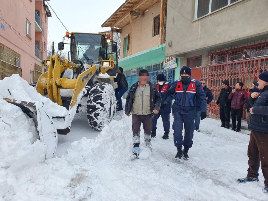 Ekipler Tipide Kaybolan Vatandaş İçin Seferber Oldu